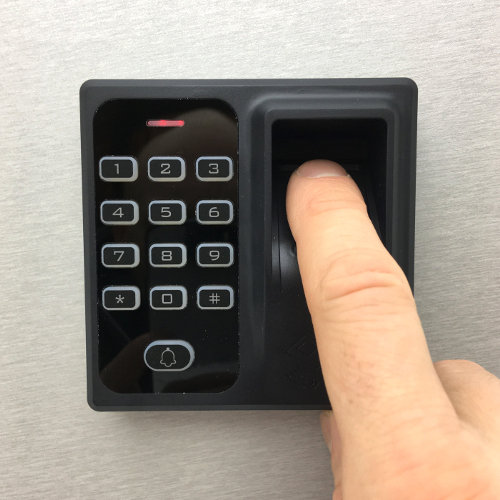 Fingerprint Türöffner HE-F6 Fingerabdruck,Code und RFID Zutrittskontroller 